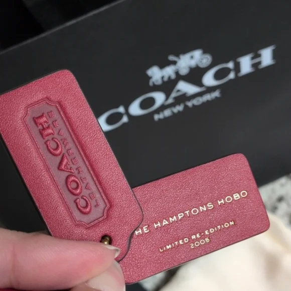 Coach Cherry Hamptons Hobo Leather Shoulder Bag And Wallet Matching Set - Picture 2 of 14